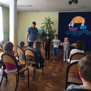 Scenka pierwsza